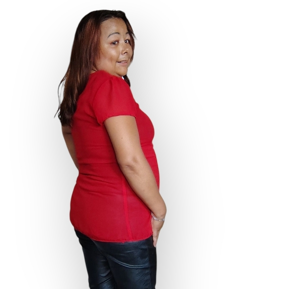 Maurices Women's Small Vibrant Red Short Sleeve Tee - Picture 7 of 16